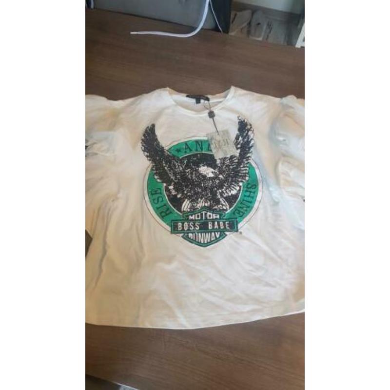 3 shirts van Maison Runway