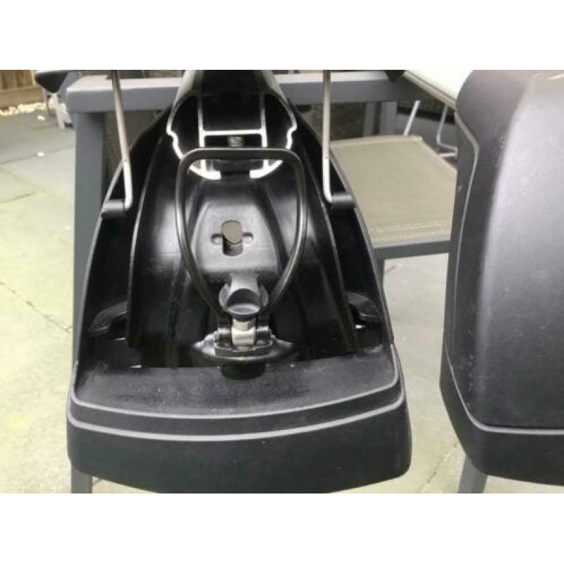 Te koop bmw f10 dakdragers