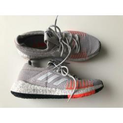 NIEUW Adidas PulseBoost HD Sneakers Maat 38 2/3 grijs