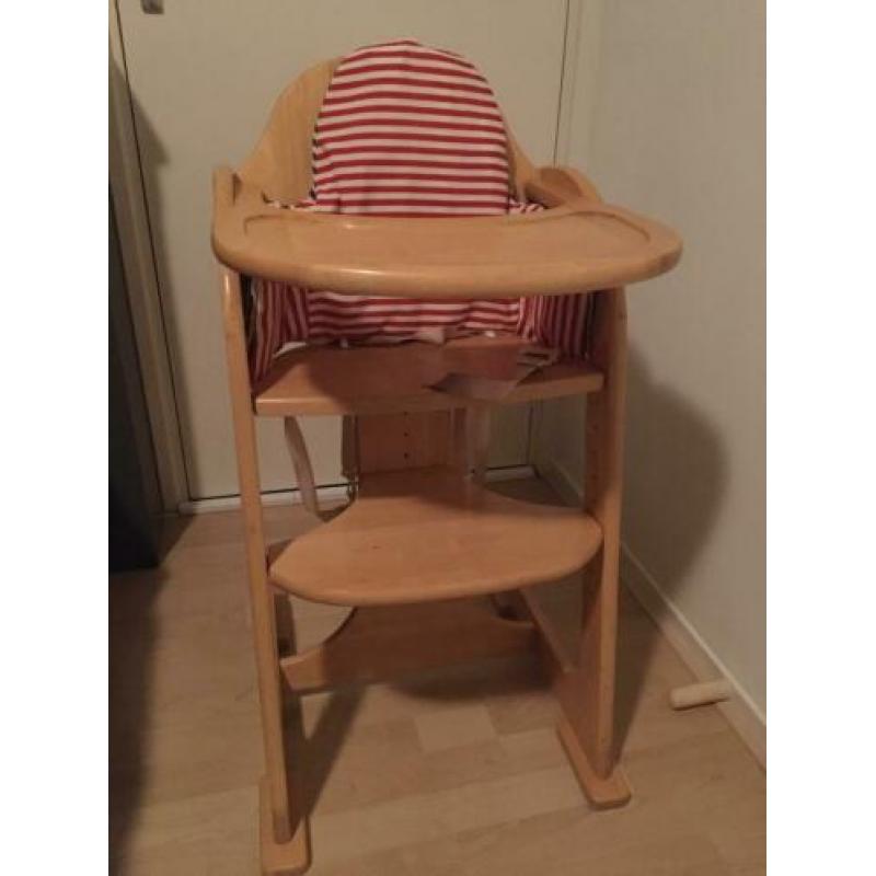 Houten kinderstoel