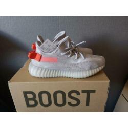 Yeezy Boost 350 V2 Tail Light 42.5