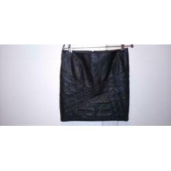 Super gaaf pu leren rokje .. Vero Moda .. Maat S