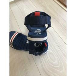 Blauwe sandalen S. Oliver rood wit 37