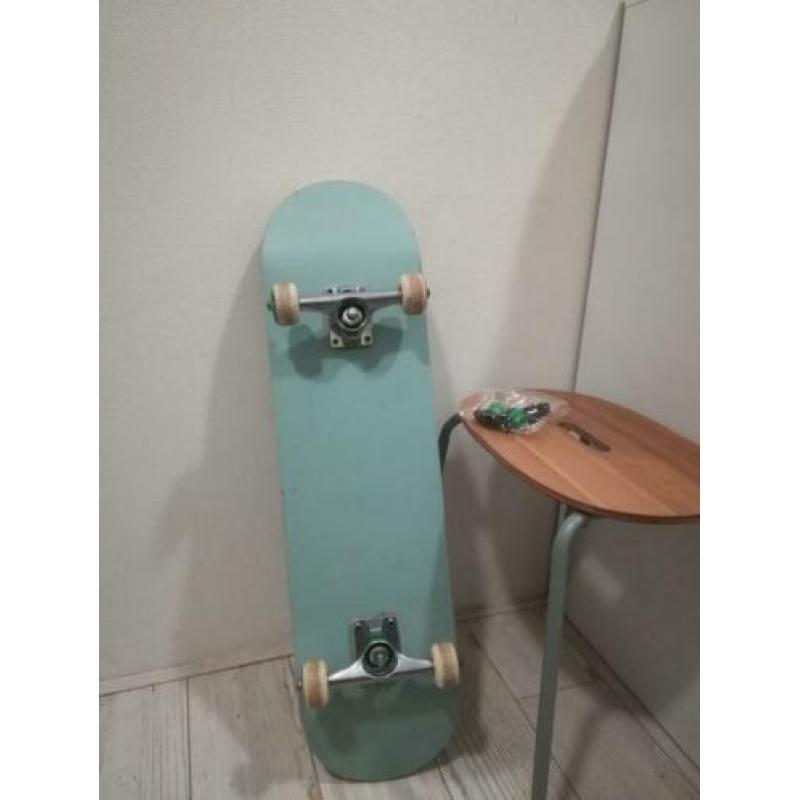 Beginners skateboard met setje bushings