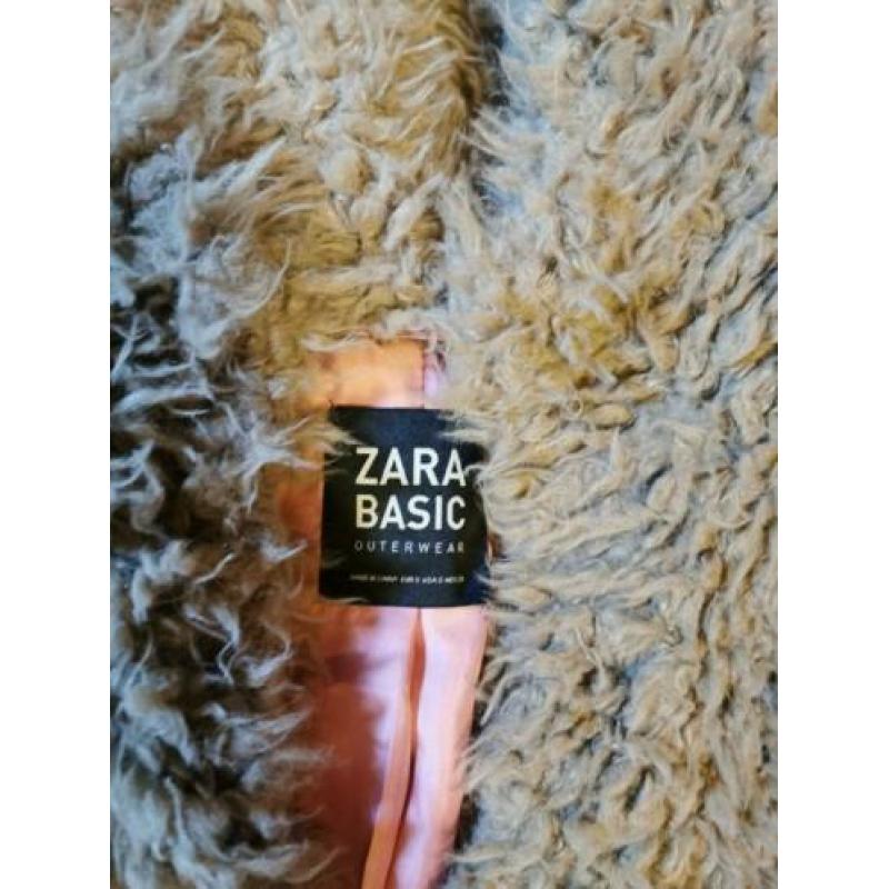 Zara bruine jas. Paar keer gedragen. Collectie 2018