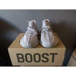 Yeezy Boost 350 V2 Tail Light 42.5
