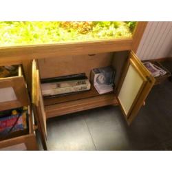aquarium 160x50x50 compleet in een eiken kast