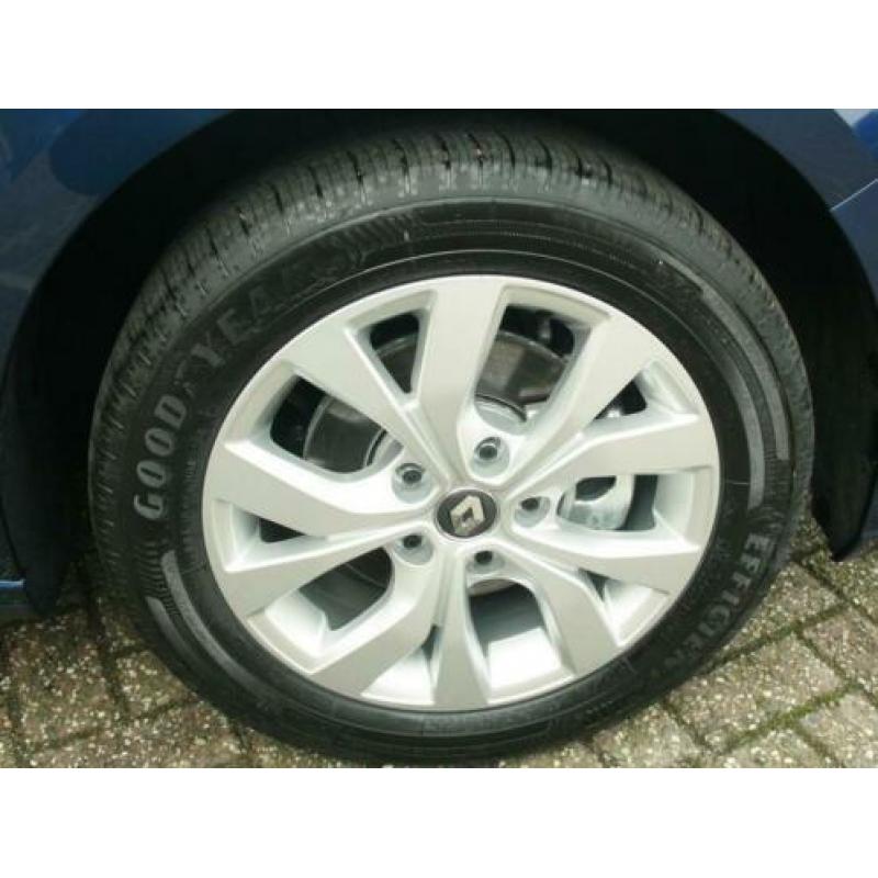 Renault Mégane IV Hatchback TCe 115 Limited