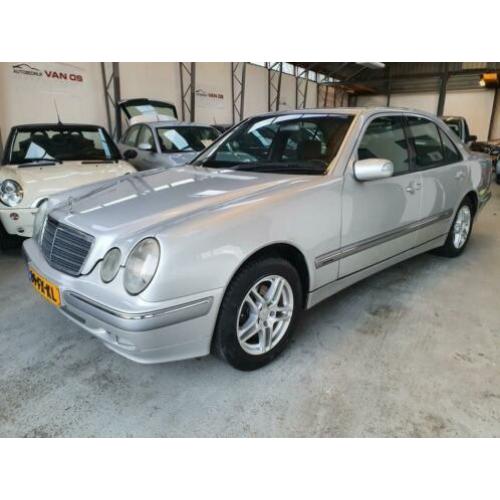 Mercedes-Benz E-klasse 200 CDI Elegance TOP STAAT!/ AIRCO/ C