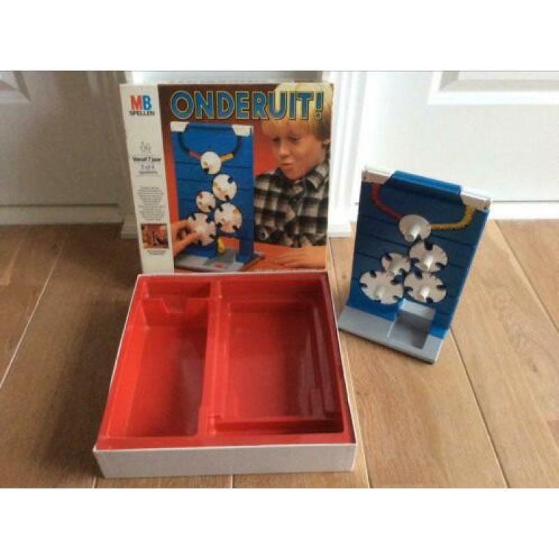 Vintage Onderuit spel uit 1985.