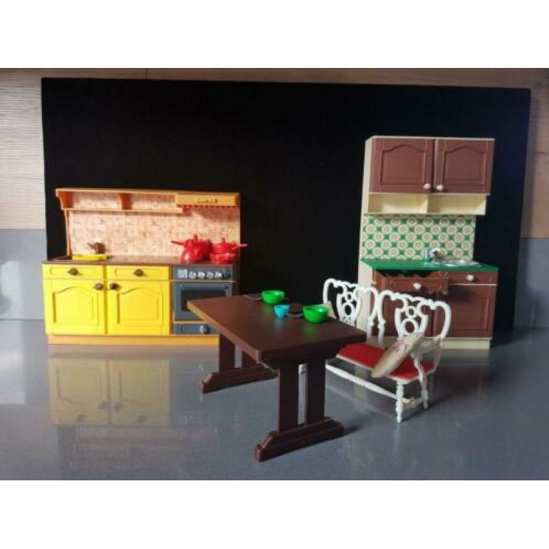 Vintage fleur/ barbie keukentje meubels en accessoires