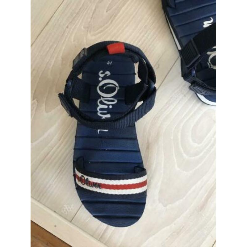Blauwe sandalen S. Oliver rood wit 37