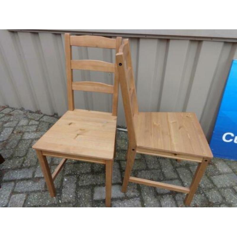 2 Houten (keuken) stoelen, nieuw