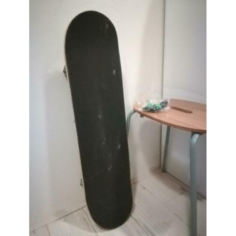 Beginners skateboard met setje bushings