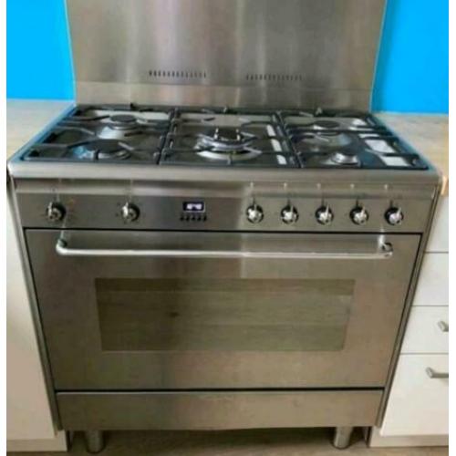 Mooie Rvs Smeg Fornuis 5-pits 90 cm breed