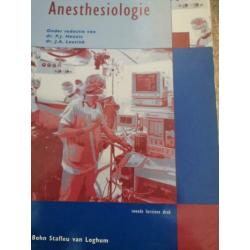 Medische boeken o. a. anesthesiologie