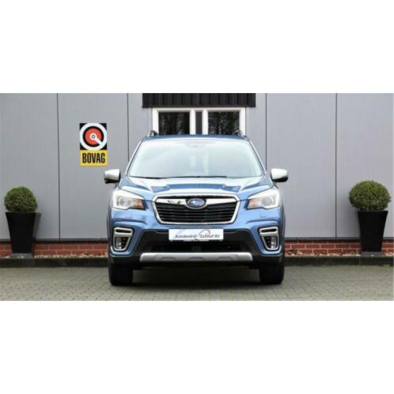 Subaru Forester 2.0i e-BOXER Luxury CVT LINEARTRONIC NAVI