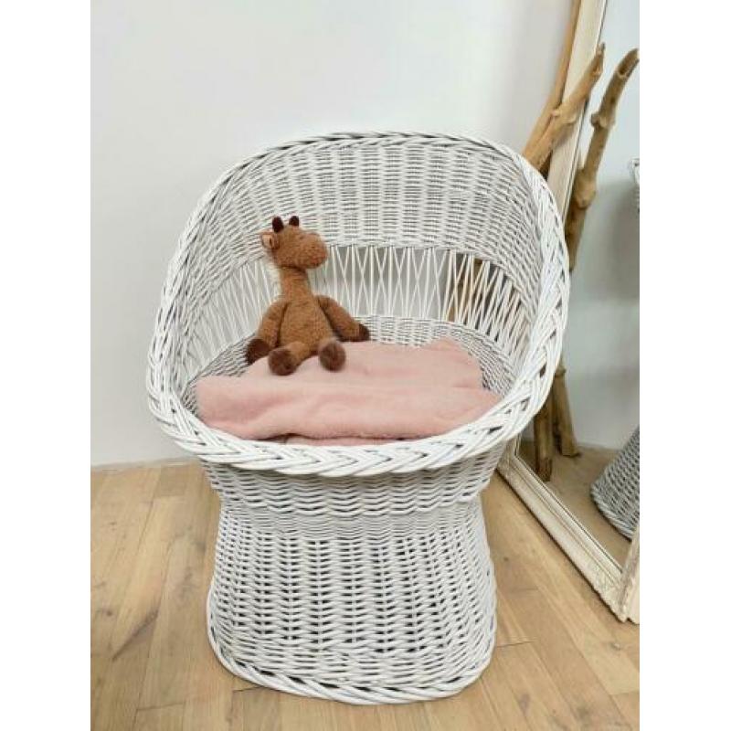 Rotan kinderstoel/pauwstoel