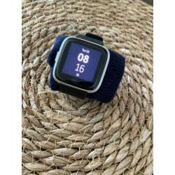Fitbit versa lite edition