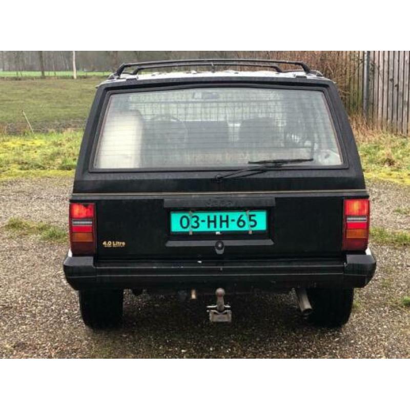 Jeep Cherokee 4.0 I Limited AUT 4WD U9 1991 Zwart