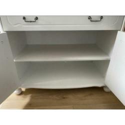 Commode met massief eiken blad