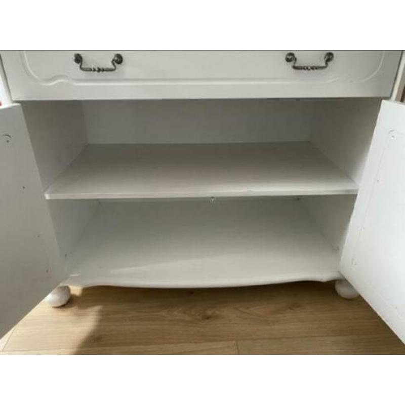 Commode met massief eiken blad