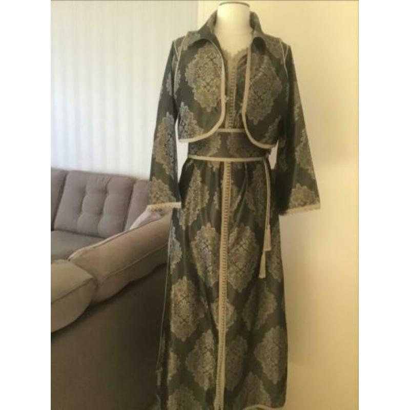 Prachtige Driedelige Takchita/Kaftan/Abaya Nieuwstaat