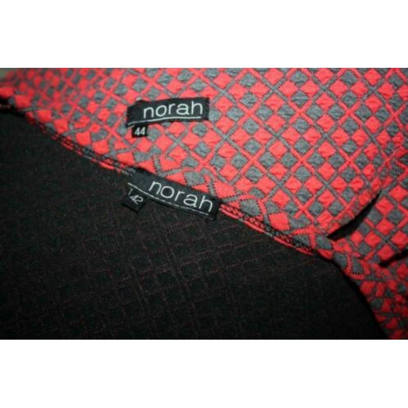 Prachtige set jurk/jas mt 42/44 **NORAH valt als 46 .