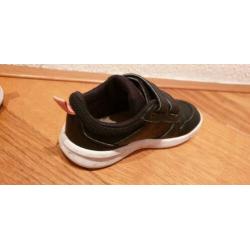 Adidas schoentjes