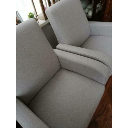 2 zo goed als nieuwe Fauteuils. (2maand oud) overcompleet. K