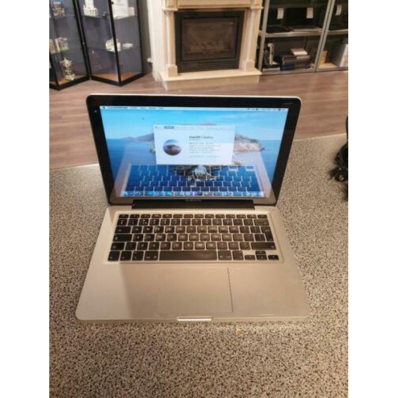 MacBook Pro 13-Inch "Core i5" 2.5 Mid-2012 8GB DDR3 320GB