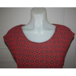 Prachtige set jurk/jas mt 42/44 **NORAH valt als 46 .