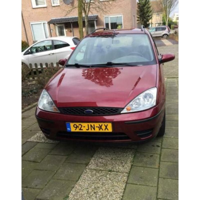 Ford Focus 1.6 I Wagon 2002 Rood