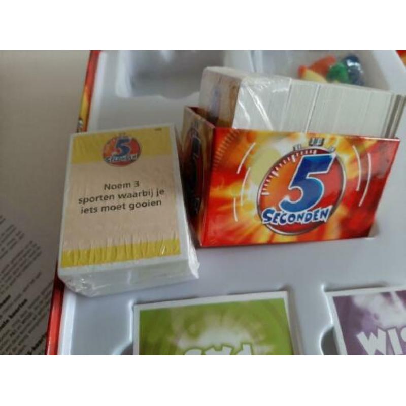 Vijf seconden spel. Bijna nieuw