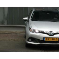 TOYOTA Auris 1.8 Hybrid 136pk Automaat Trend Panodak