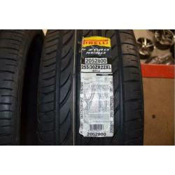 255/30R22 + 295/25R22 Nieuwe Pirelli P Zero Nero zomerbanden