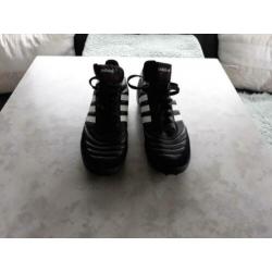 Adidas Mundial voetbalschoenen mt.44 Als nieuw!