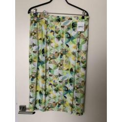 Nieuwe fleurige kleurrijke rok van sommermann maat 52