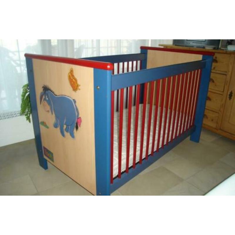 Ledikantje incl lattenbodem, matras en moltons