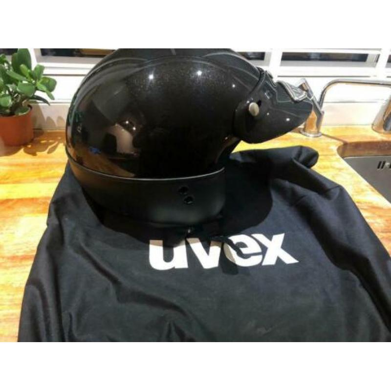 Uvex helm nieuw