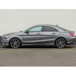 Mercedes-Benz CLA-Klasse 180 Urban Night Navi Camera Climate