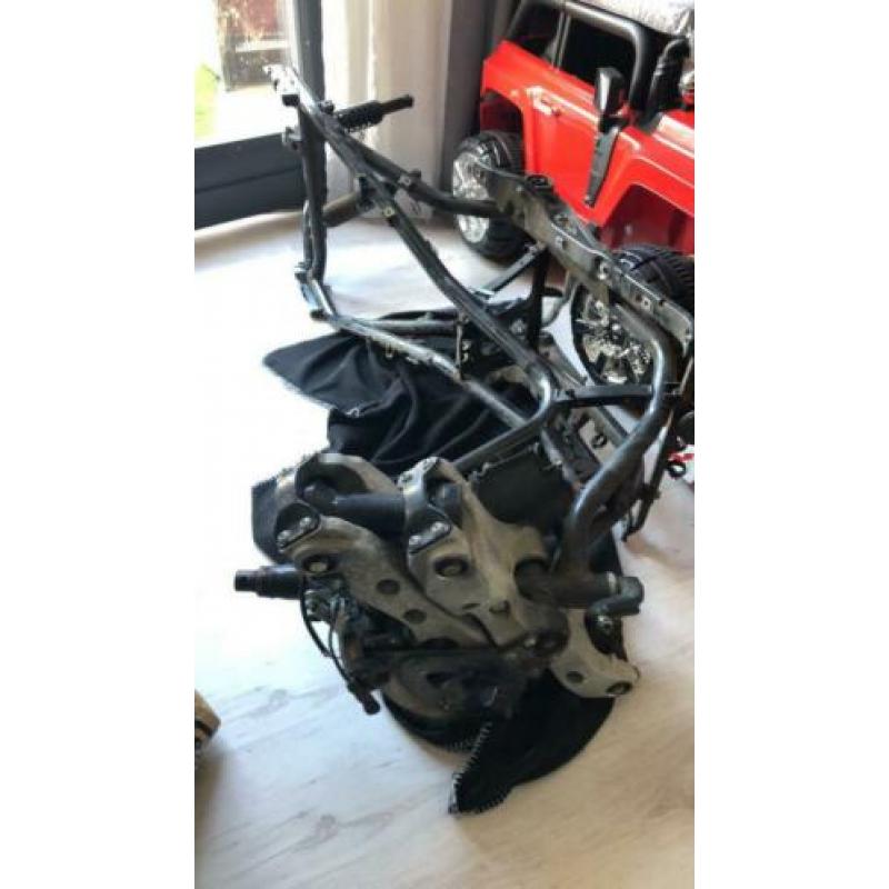Frame piaggio mp3 125 met kenteken