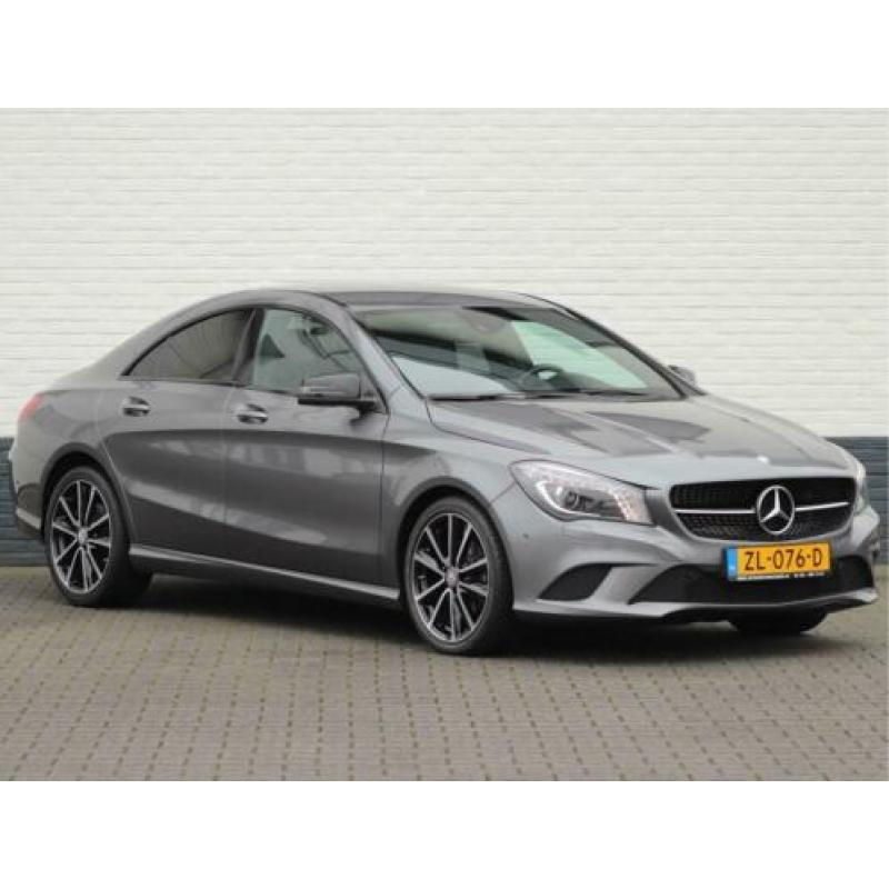 Mercedes-Benz CLA-Klasse 180 Urban Night Navi Camera Climate