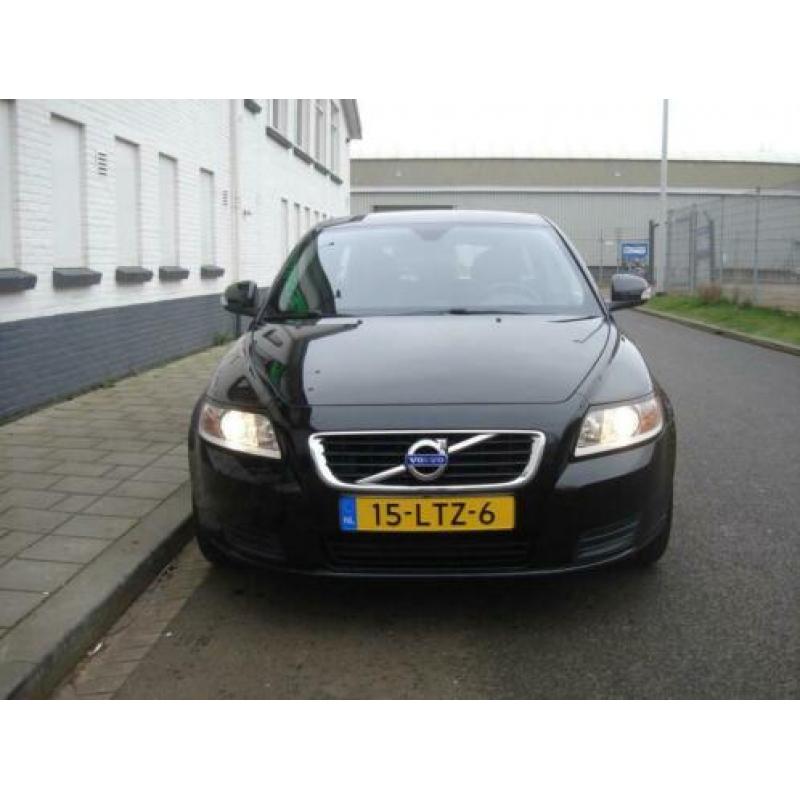 Volvo V50 1.6 D2 Advantage - Nette auto! € 5.750,00