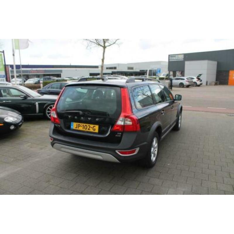 Volvo XC70 2.4 D5 Momentum