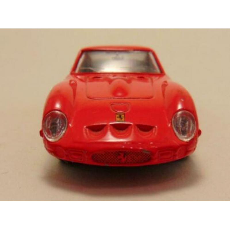 Ferrari 250 GTO 1:38 Maisto rood