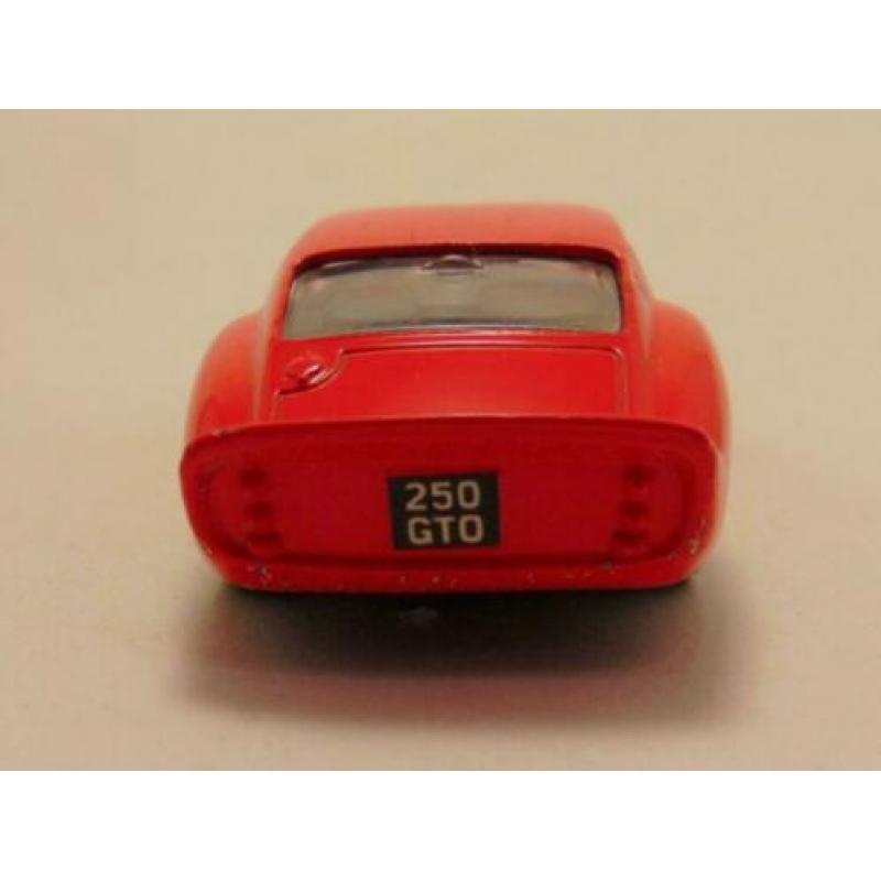 Ferrari 250 GTO 1:38 Maisto rood