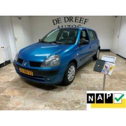 Renault Clio 1.2-16V Privilège Comfort ZONDAG ' s open van 1