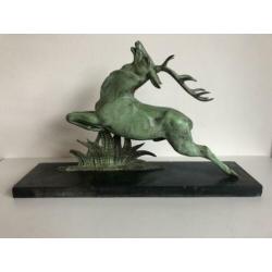 Edelhert Art Deco Beeld