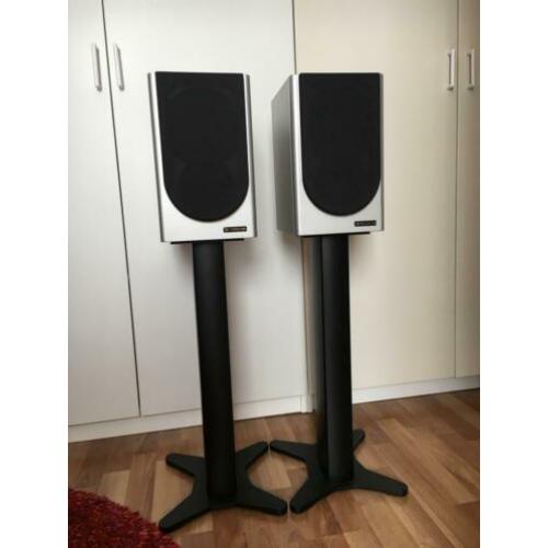 VISONIK Evolution 352 MK ll ( excl. stands )